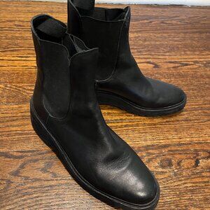 LOEFFLER RANDALL RAQUEL BOOTS SIZE 9 in black